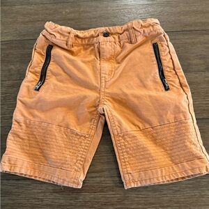 Stylish Orange boys Shorts size 6